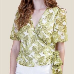 Francesca’s Miami Tropical Print Wrap Top Size M